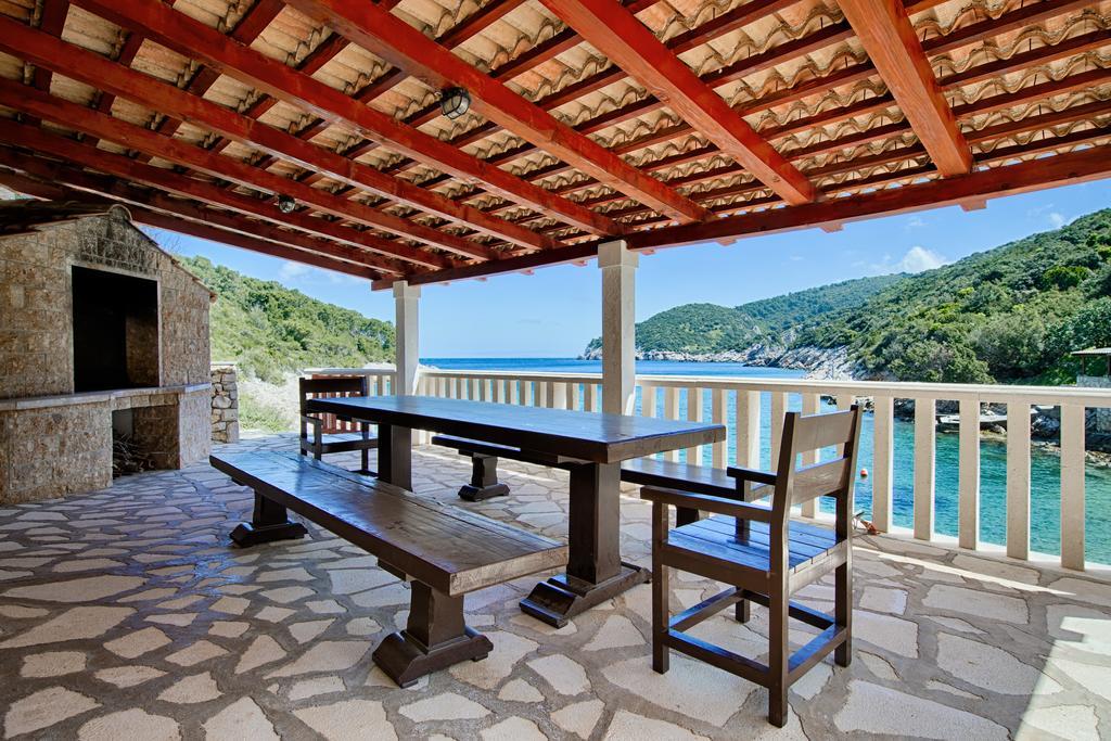 Villa Silente Okljucna Esterno foto
