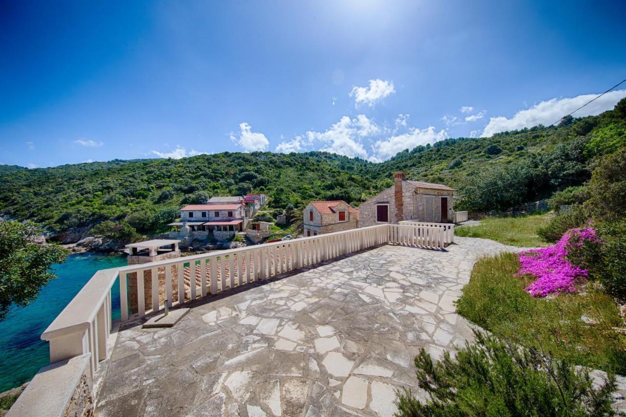 Villa Silente Okljucna Esterno foto